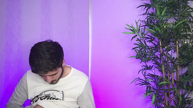 Tony Wylie online show from October 3, 2025, 12:06 pm