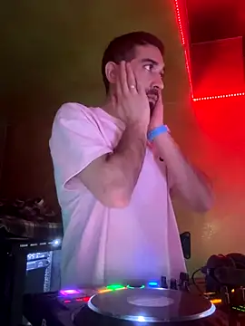 djtimka online show from November 25, 2025, 7:14 pm