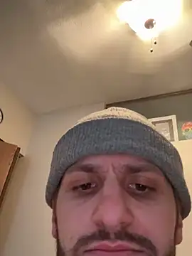 Snapshot of zachandwill chatting on February 1, 2025, 3:50 pm zachandwill online show from February 1, 2025, 3:50 pm