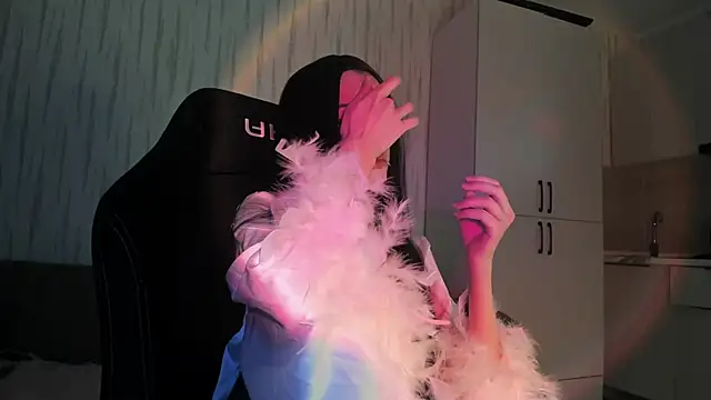 Velvetsky 1 online show from January 18, 2026, 5:27 pm