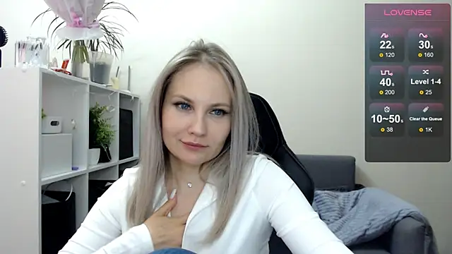 Sunny bunny6 online show from March 10, 2025, 5:11 am