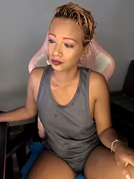 Amaliu  online show from September 23, 2025, 2:57 pm