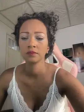 Amaliu  online show from June 26, 2026, 3:18 pm