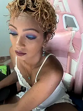 Amaliu  online show from October 18, 2025, 1:57 pm