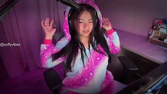 soffyvibes- online show from February 13, 2025, 3:18 am