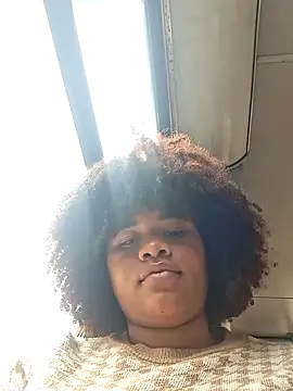 DANIELA MICHEL online show from March 7, 2025, 4:11 pm