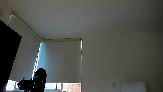 agussaenz online show from March 18, 2025, 10:48 pm