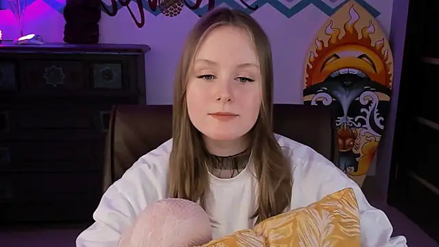 VivienLeeigh online show from March 2, 2025, 3:19 pm