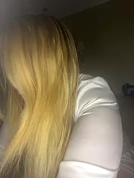 milla banny online show from January 8, 2025, 7:34 pm