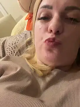 milla banny online show from January 8, 2025, 10:37 pm