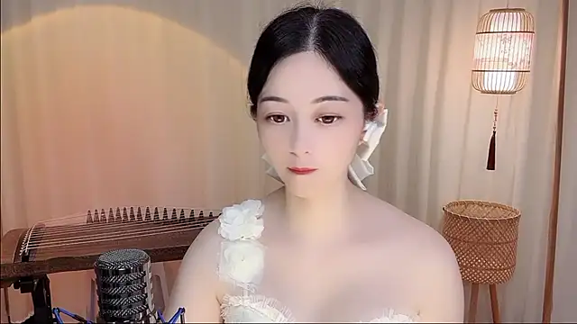 Tian-xin-999 online show from June 18, 2026, 4:12 pm