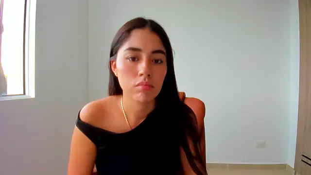 AriaMontgomery online show from June 2, 2026, 9:59 pm