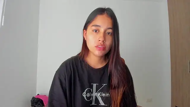 AriaMontgomery online show from November 7, 2025, 1:10 am