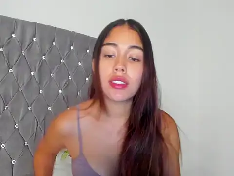 AriaMontgomery online show from September 12, 2025, 4:12 am