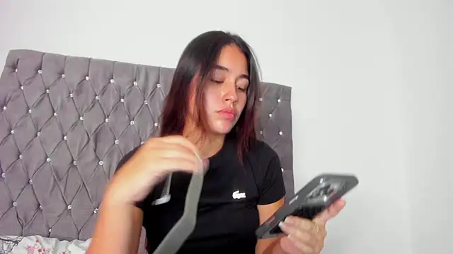 AriaMontgomery online show from September 18, 2025, 5:32 am