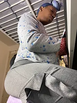 MsSapPhire500 online show from October 12, 2025, 3:57 pm