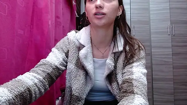 holy juli online show from March 2, 2026, 7:15 am