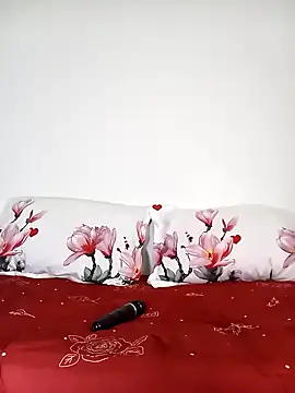 Snapshot of DarkBerry7 chatting on January 18, 2025, 9:34 pm DarkBerry7 online show from January 18, 2025, 9:34 pm