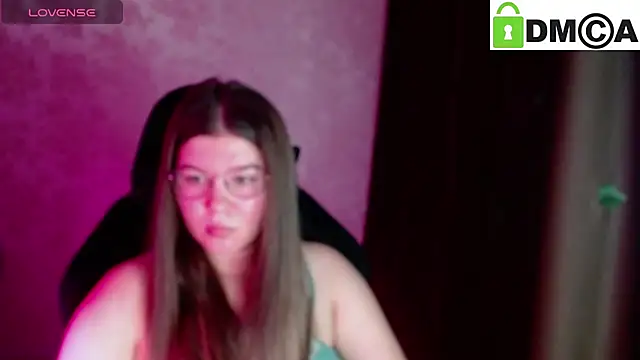 holy michela online show from October 20, 2025, 3:08 am