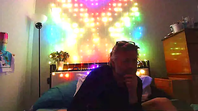 onlym4m online show from December 17, 2024, 1:38 pm