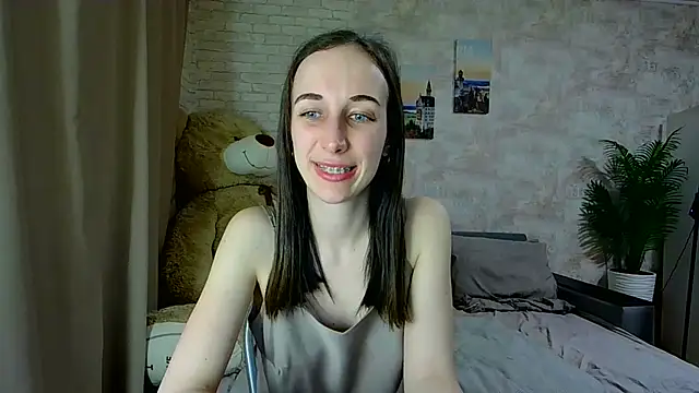Snapshot of Anika_bloom chatting on March 23, 2026, 1:17 am Anika bloom online show from March 23, 2026, 1:17 am