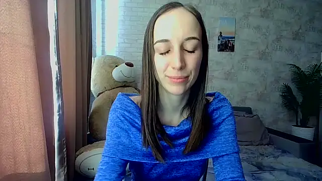 Snapshot of Anika_bloom chatting on March 10, 2026, 10:30 am Anika bloom online show from March 10, 2026, 10:30 am