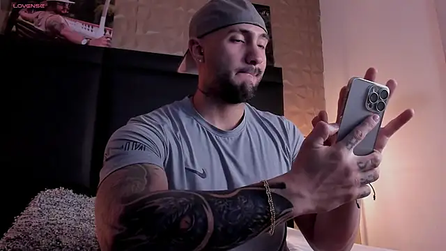 JeanColleman online show from October 29, 2025, 4:11 am