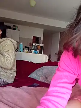 LaCristinatrans online show from September 9, 2025, 3:54 pm