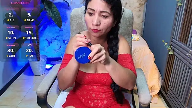 jennaa milf  online show from June 24, 2026, 7:33 pm