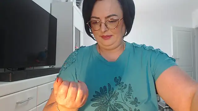 Amandamuller1982 online show from June 3, 2026, 10:49 am