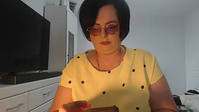 Amandamuller1982 online show from June 16, 2026, 9:53 am