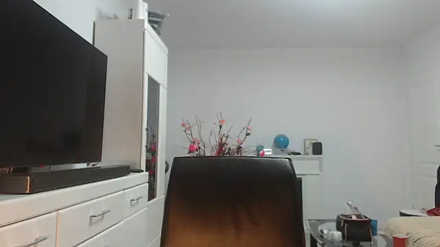 Amandamuller1982 online show from June 13, 2026, 9:24 pm