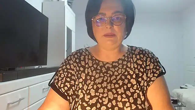 Amandamuller1982 online show from June 19, 2026, 10:47 pm