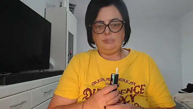 Amandamuller1982 online show from July 23, 2026, 1:08 pm