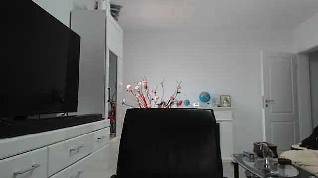 Amandamuller1982 online show from July 28, 2026, 2:13 pm