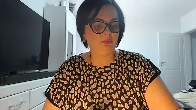 Amandamuller1982 online show from July 29, 2026, 9:41 am