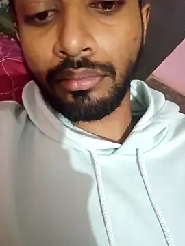 Snapshot of Luffyslim chatting on December 6, 2024, 12:40 am Luffyslim online show from December 6, 2024, 12:40 am