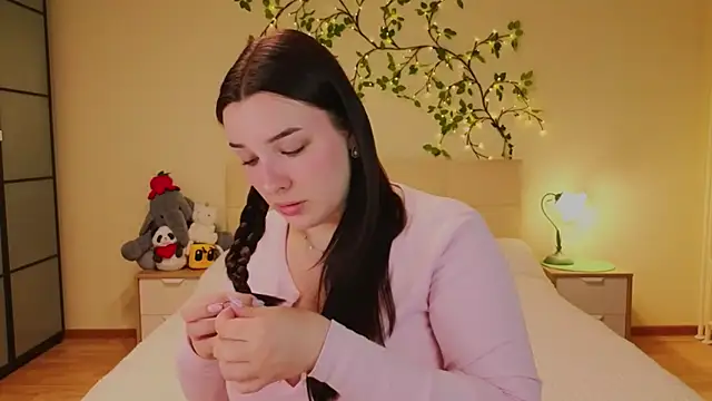 CookyDaisy online show from May 24, 2026, 1:05 am