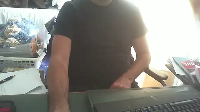 shyfrenchcock1 online show from September 19, 2025, 9:57 am