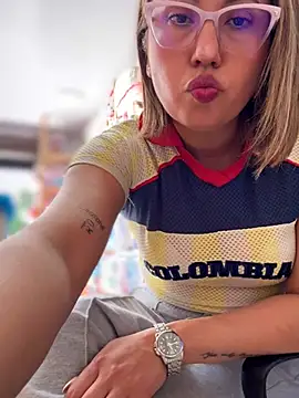 VIOLETA-25  online show from July 7, 2026, 3:26 pm