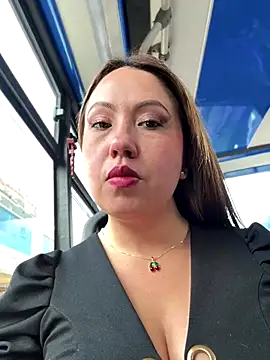 VIOLETA-25  online show from November 18, 2025, 2:53 pm