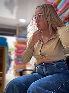 VIOLETA-25  online show from July 1, 2026, 3:56 pm