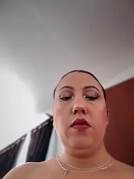 VIOLETA-25  online show from May 22, 2026, 3:10 pm