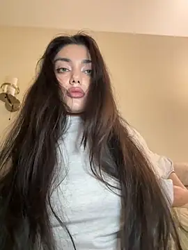 Sweet Khalifa  online show from November 29, 2025, 3:12 pm