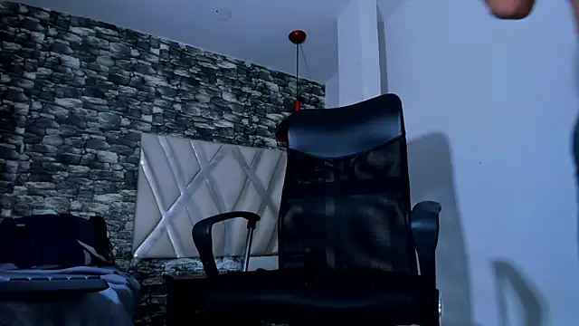 Snapshot of juan_jsmith chatting on November 28, 2025, 4:40 pm juan jsmith online show from November 28, 2025, 4:40 pm