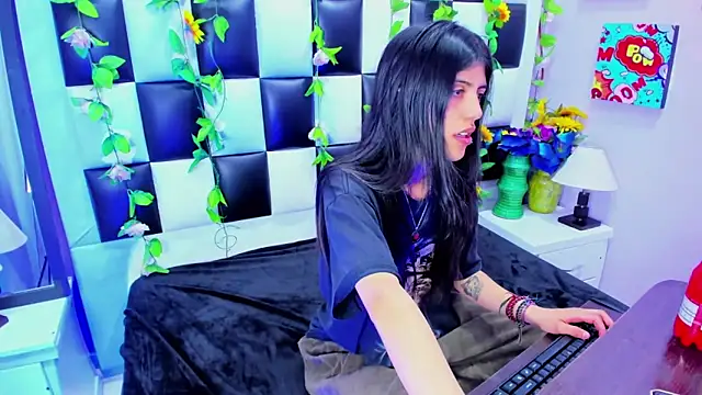 Morgana Smit online show from September 26, 2025, 1:40 pm