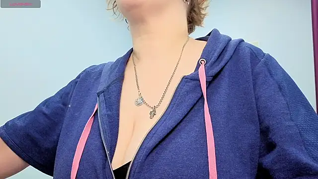 Snapshot of Dolorys chatting on February 22, 2026, 4:59 am Dolorys online show from February 22, 2026, 4:59 am