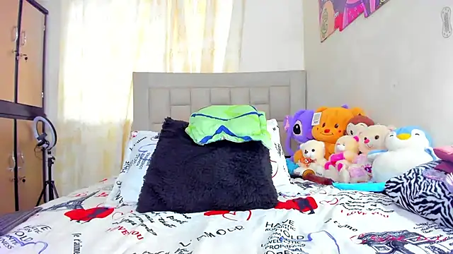 Miranda-brow online show from January 5, 2025, 8:52 pm