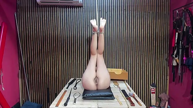 BDSM Vantablack  online show from February 20, 2026, 6:26 am