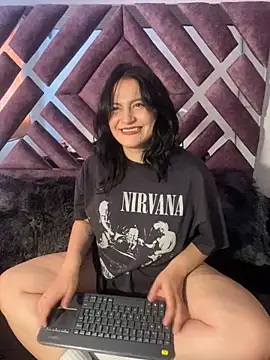 Snapshot of PoliBenett_ chatting on March 20, 2025, 3:25 pm PoliBenett online show from March 20, 2025, 3:25 pm